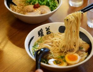 Affordable Vancouver Restaurants : Best Budget-Friendly Eats